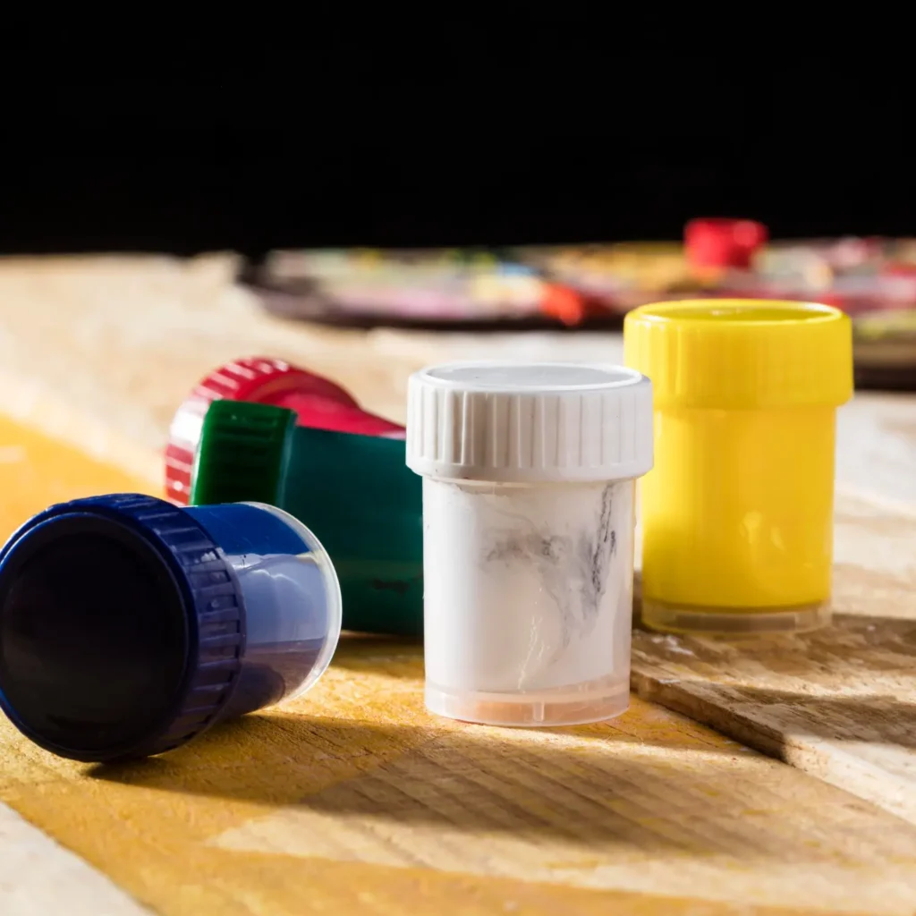 sample collection containers included in best home mold test kit for accurate home mold detection